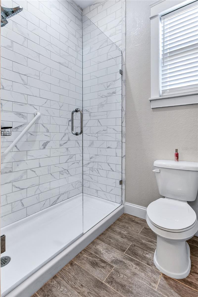 CHRISTMAS ESTATES - Residential