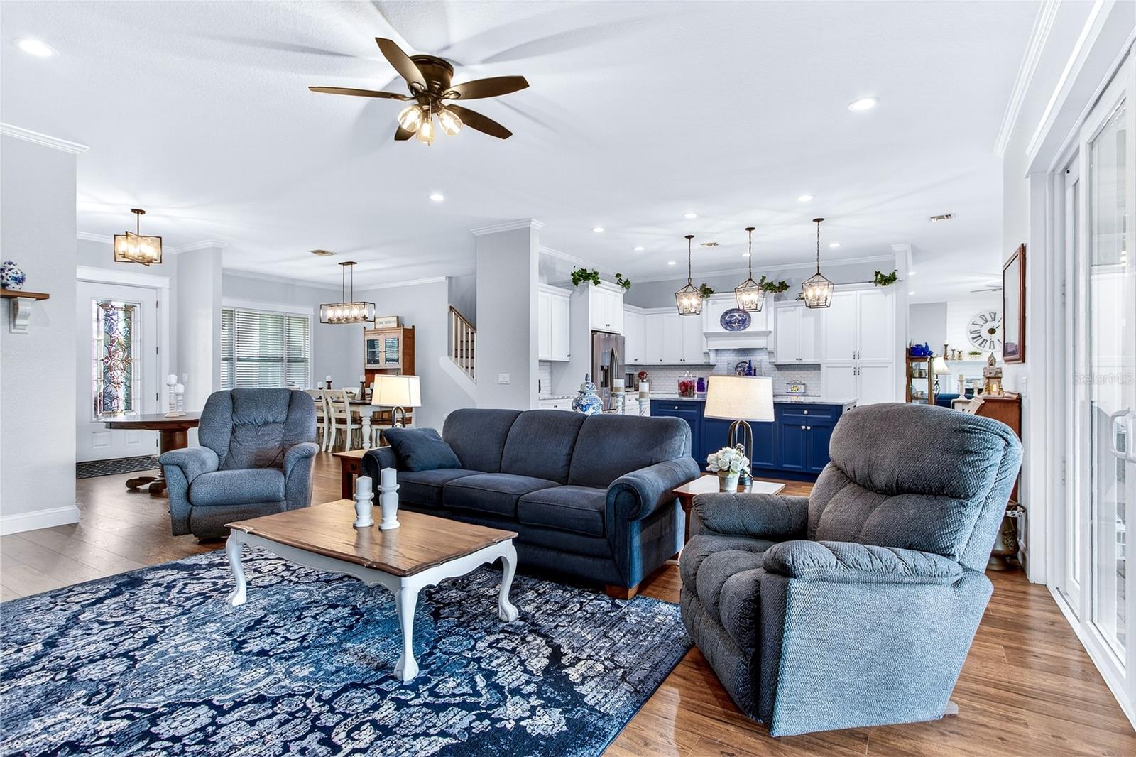 CHRISTMAS ESTATES - Residential