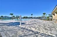 1521 LEAMINGTON LN