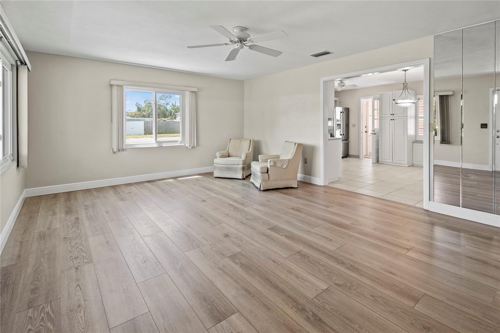 214 49TH STREET W