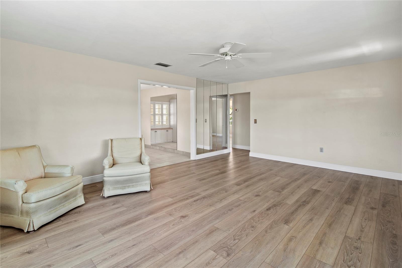 214 49TH STREET W