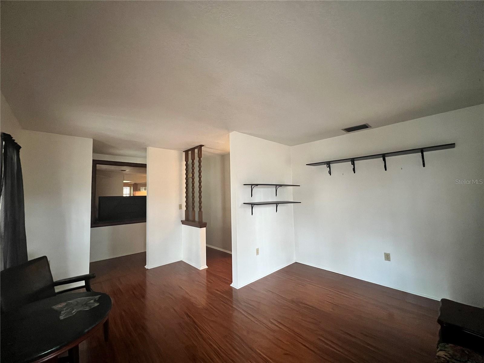 HIDDEN OAKS - Residential