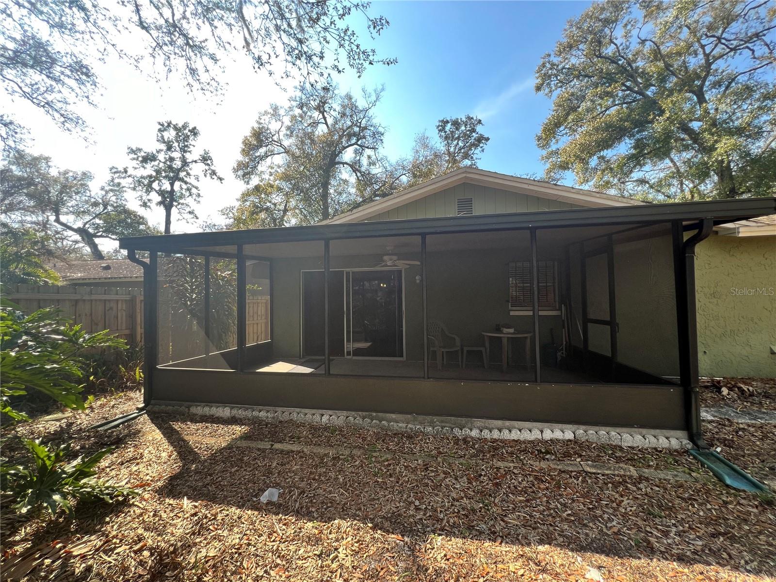 HIDDEN OAKS - Residential