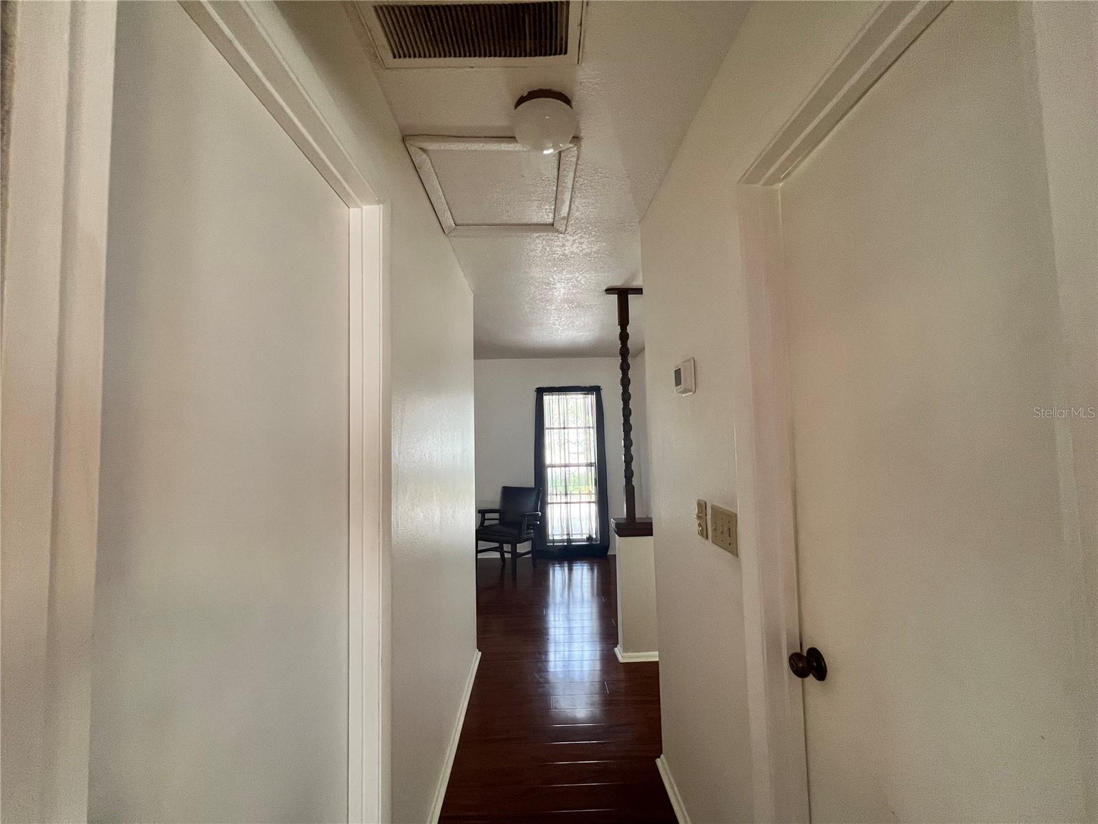 HIDDEN OAKS - Residential