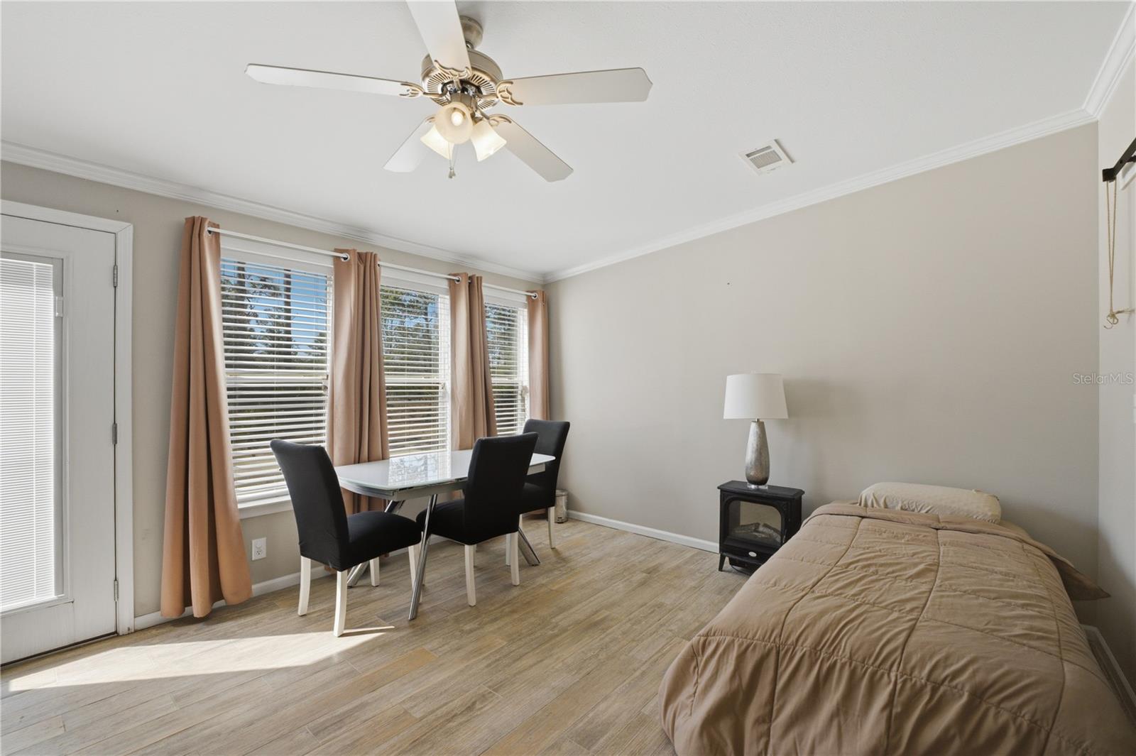 ACREAGE & UNREC - Residential