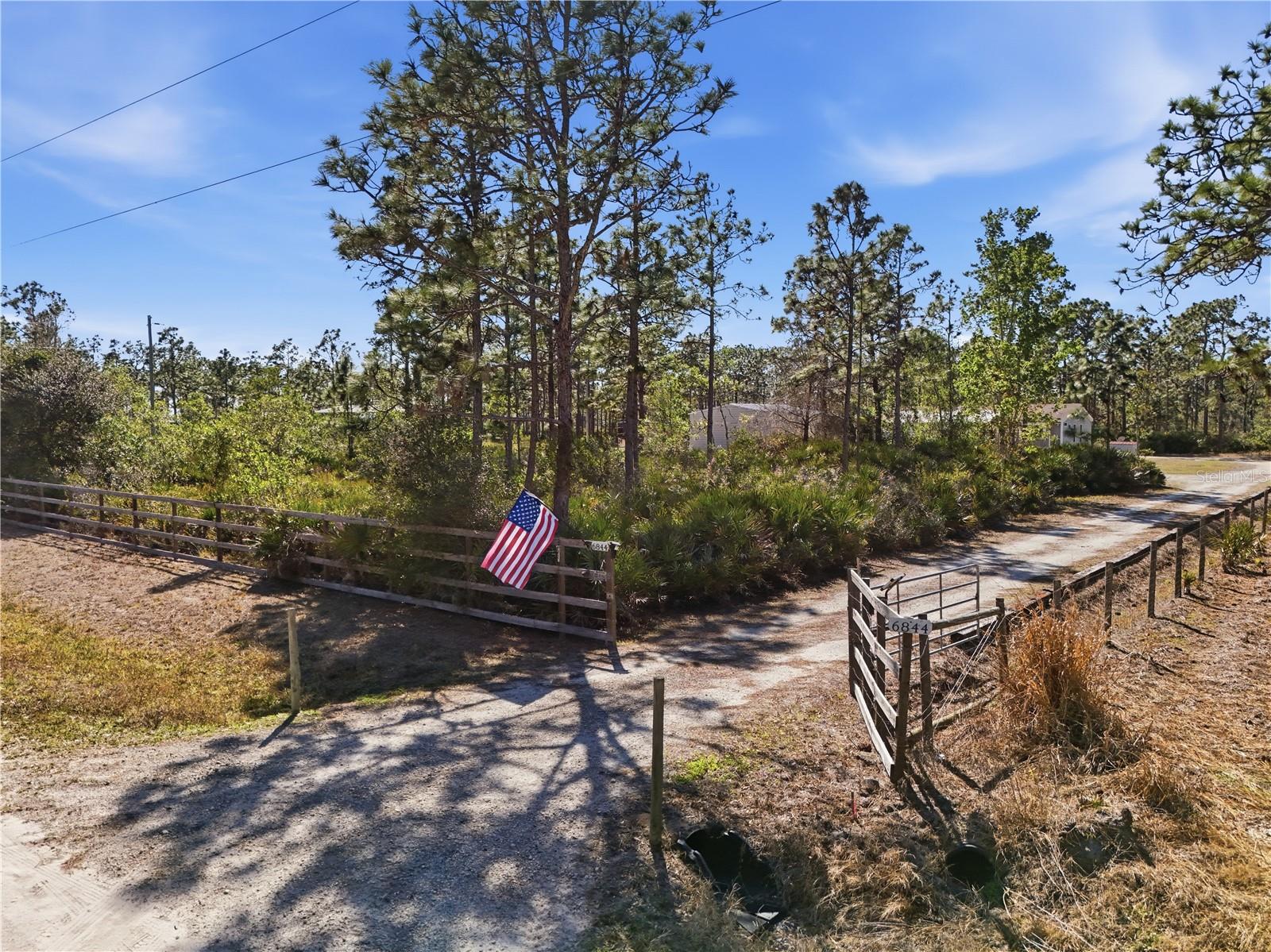 ACREAGE & UNREC - Residential