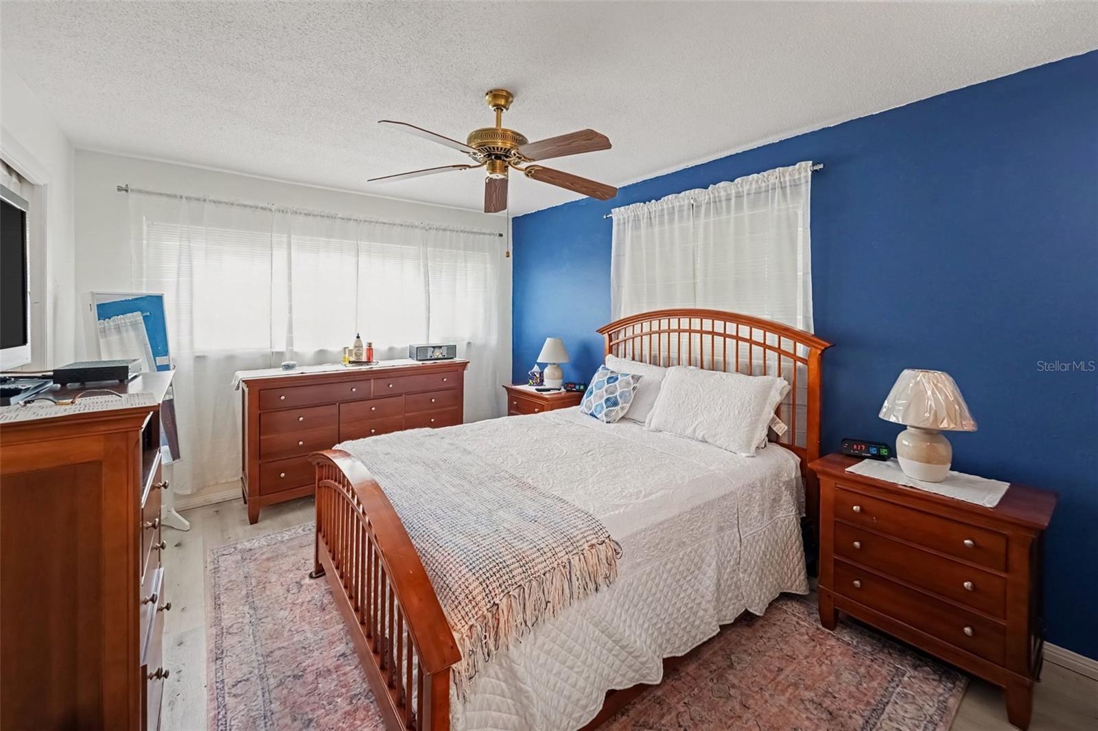 6880 LAFAYETTE N 8
