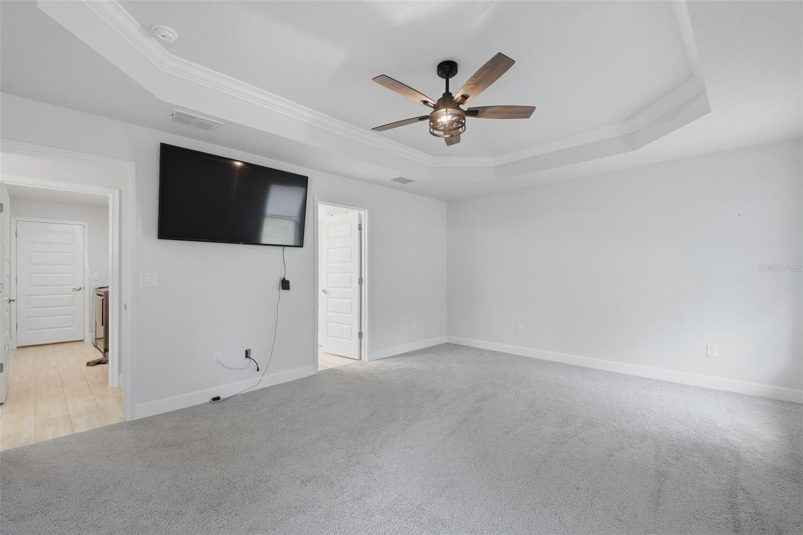 ROYAL HIGHLANDS - Residential