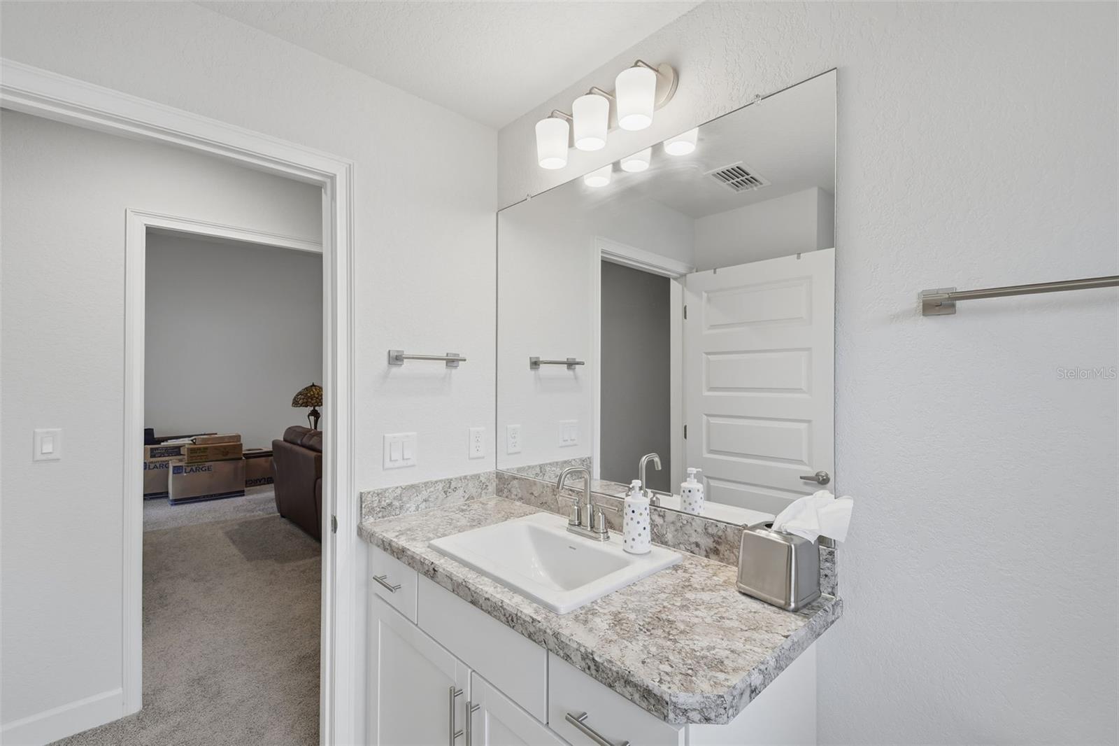 ROYAL HIGHLANDS - Residential