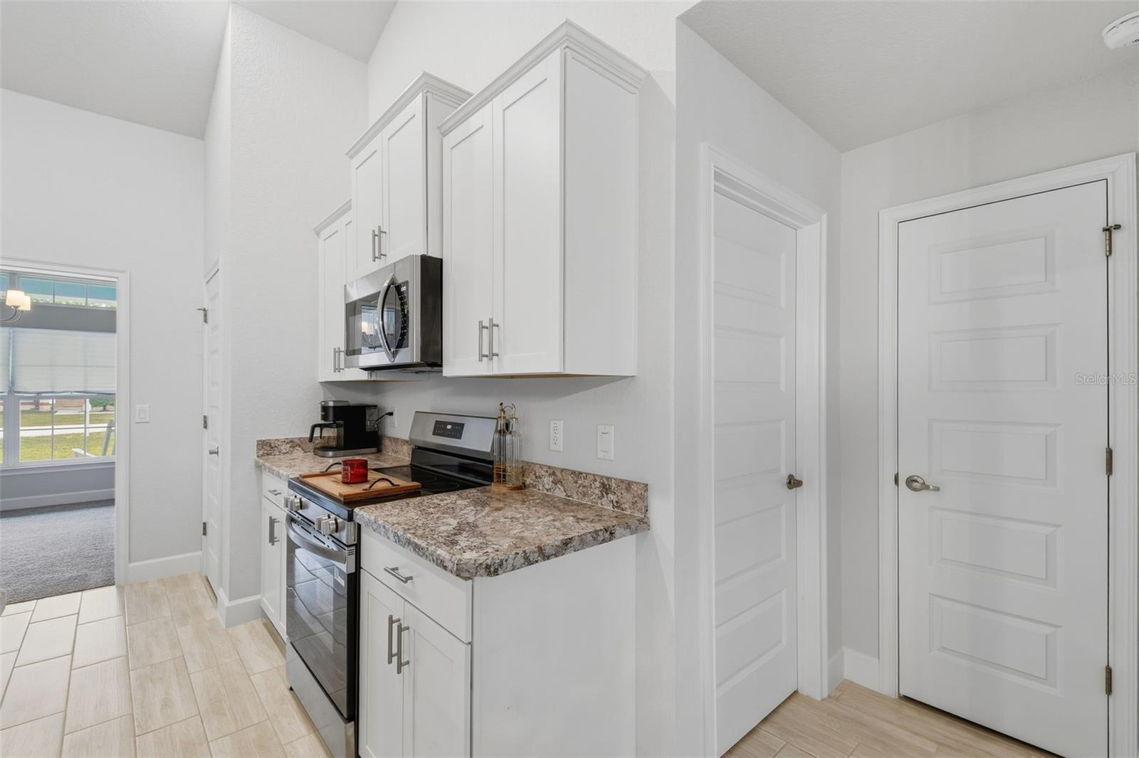 ROYAL HIGHLANDS - Residential