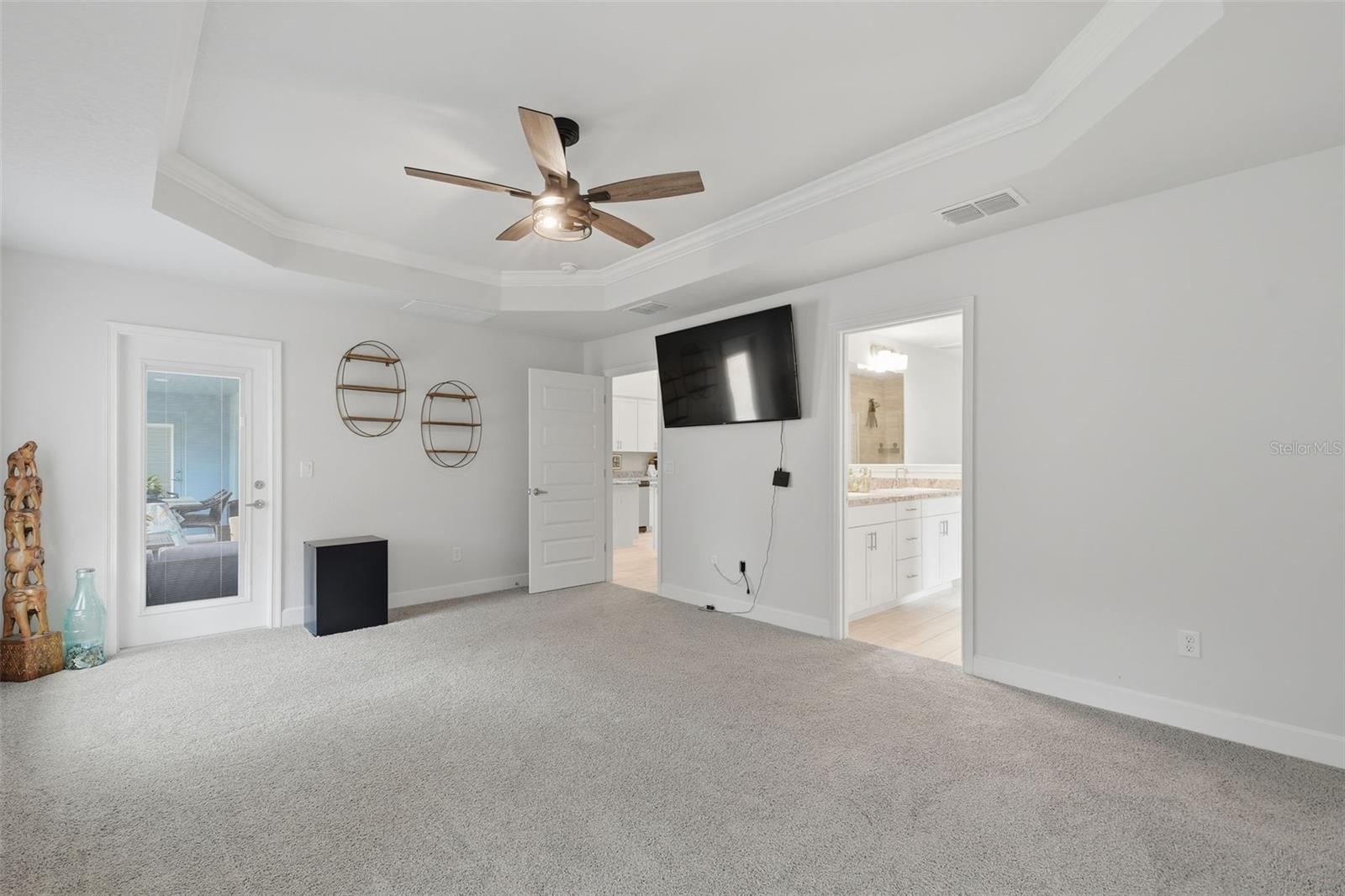 ROYAL HIGHLANDS - Residential