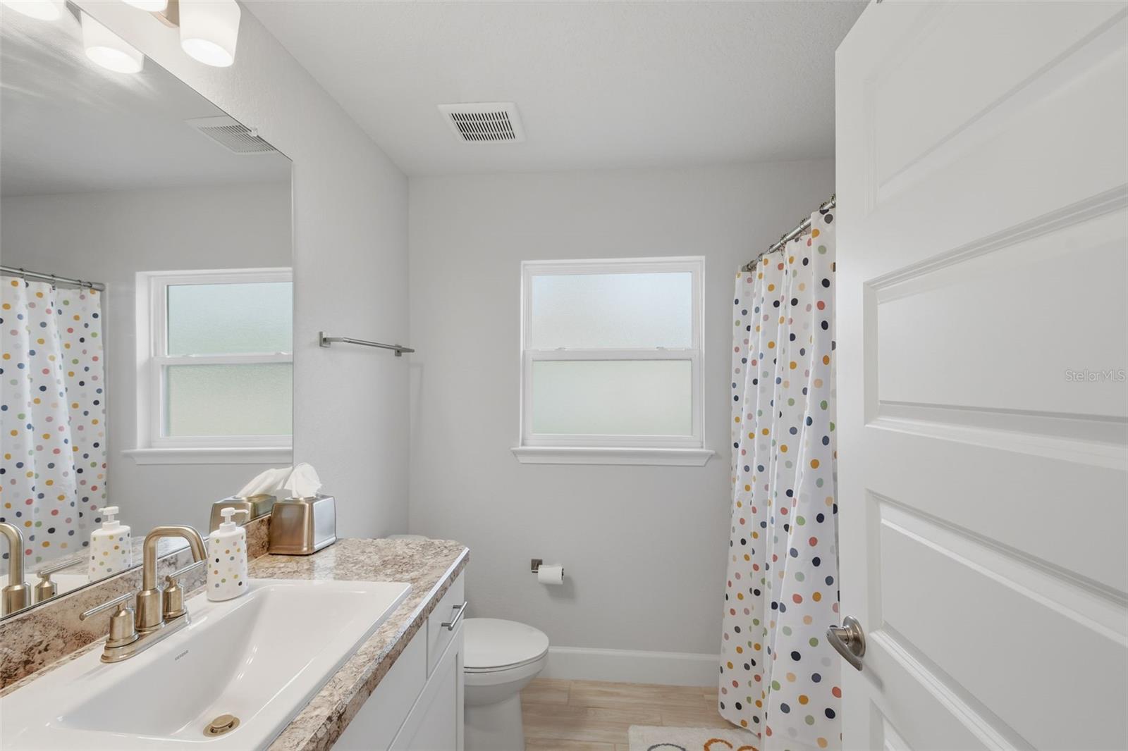 ROYAL HIGHLANDS - Residential