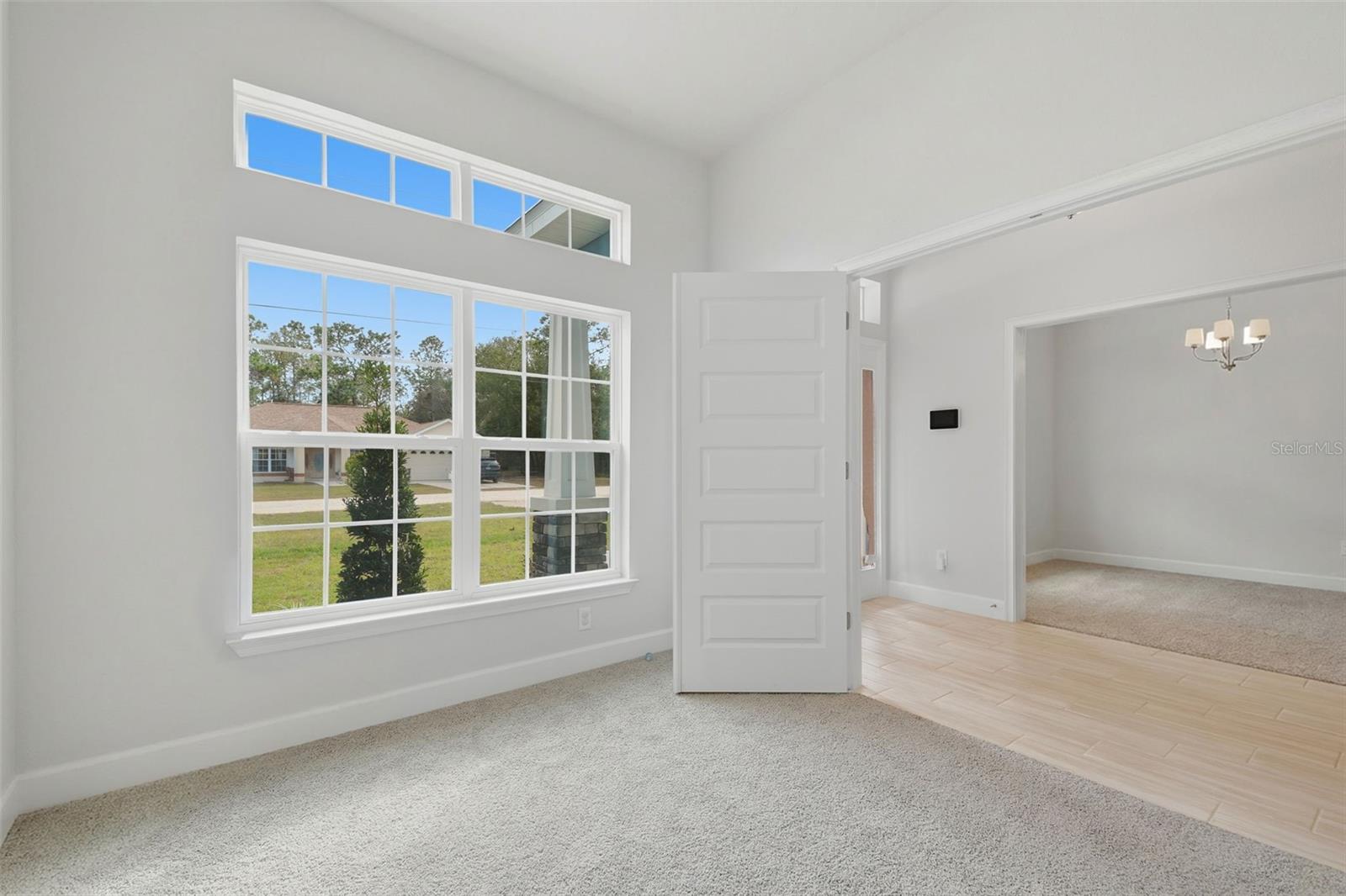 ROYAL HIGHLANDS - Residential