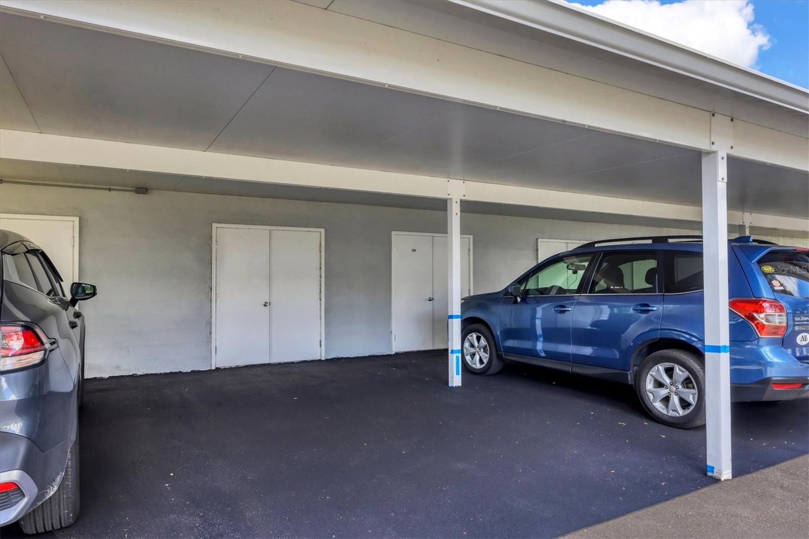 WESTCHESTER GARDEN AT THE PLANTATION - Residential