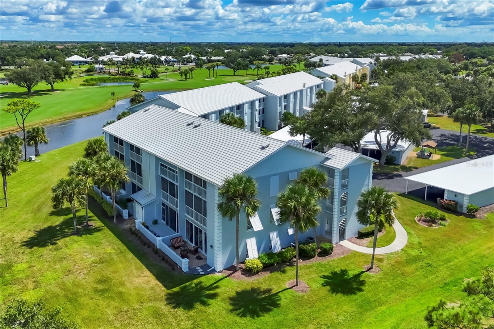 WESTCHESTER GARDEN AT THE PLANTATION - Residential