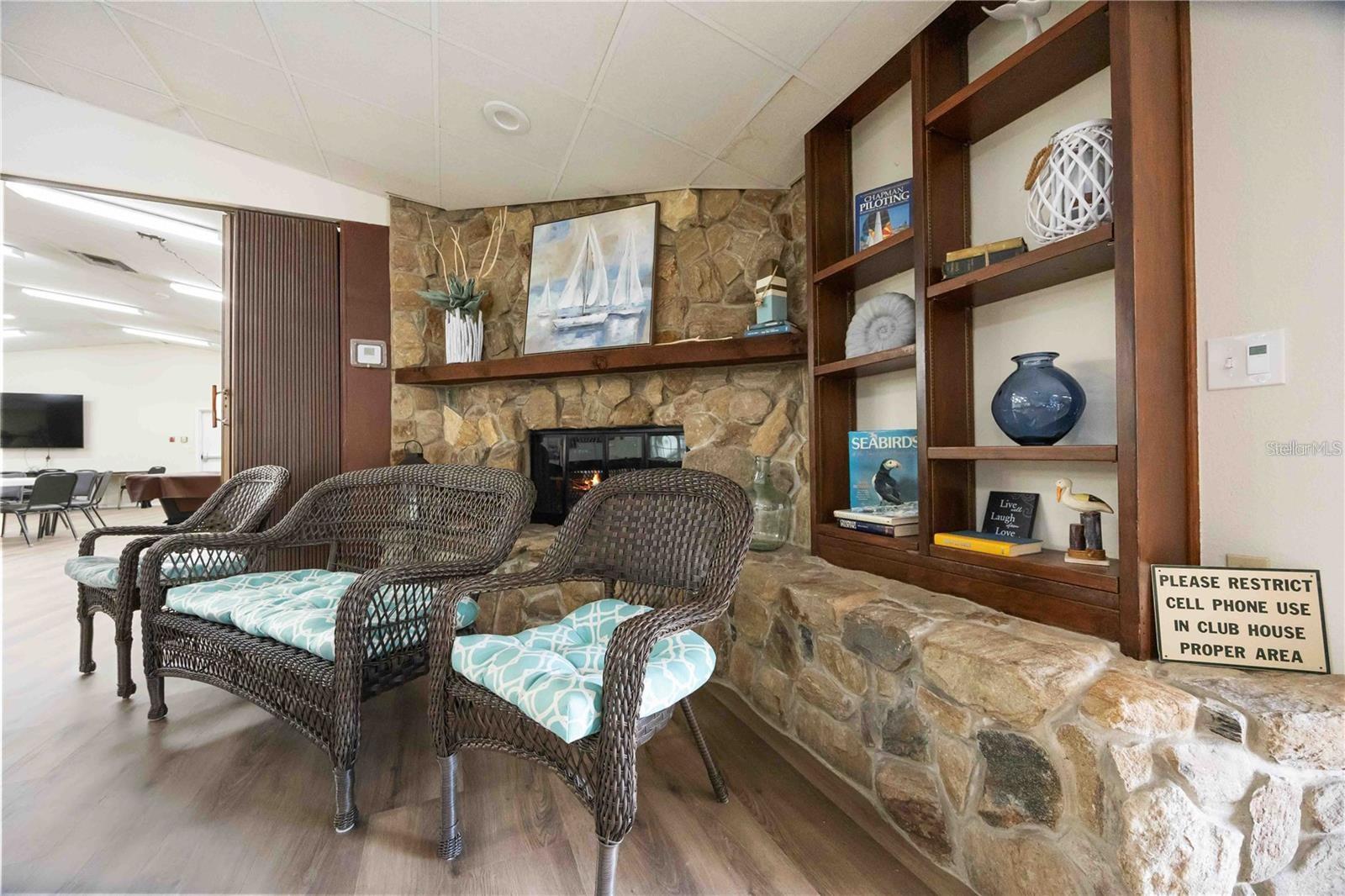 COUNTRY VILLAGE SEC 11 - Residential