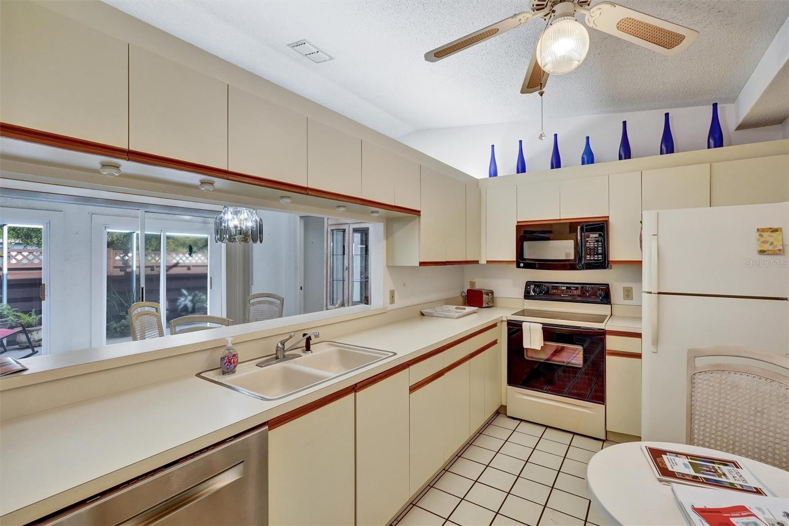 COUNTRY VILLAGE SEC 11 - Residential