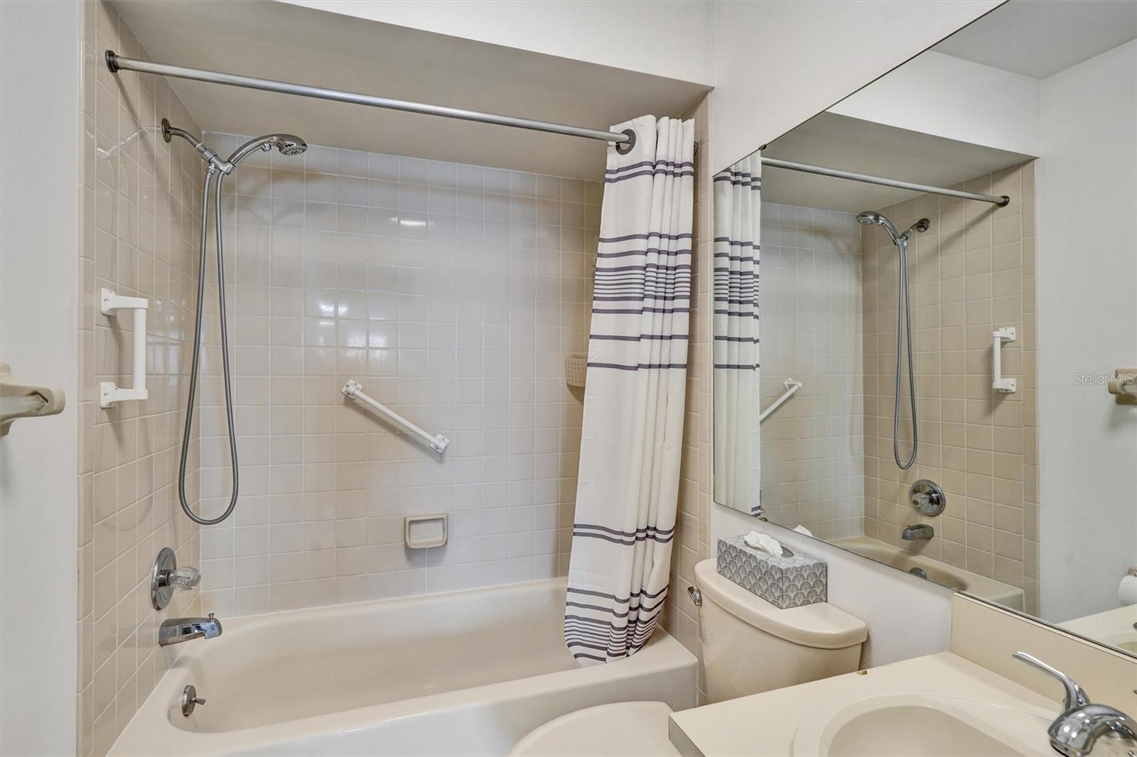 COUNTRY VILLAGE SEC 11 - Residential