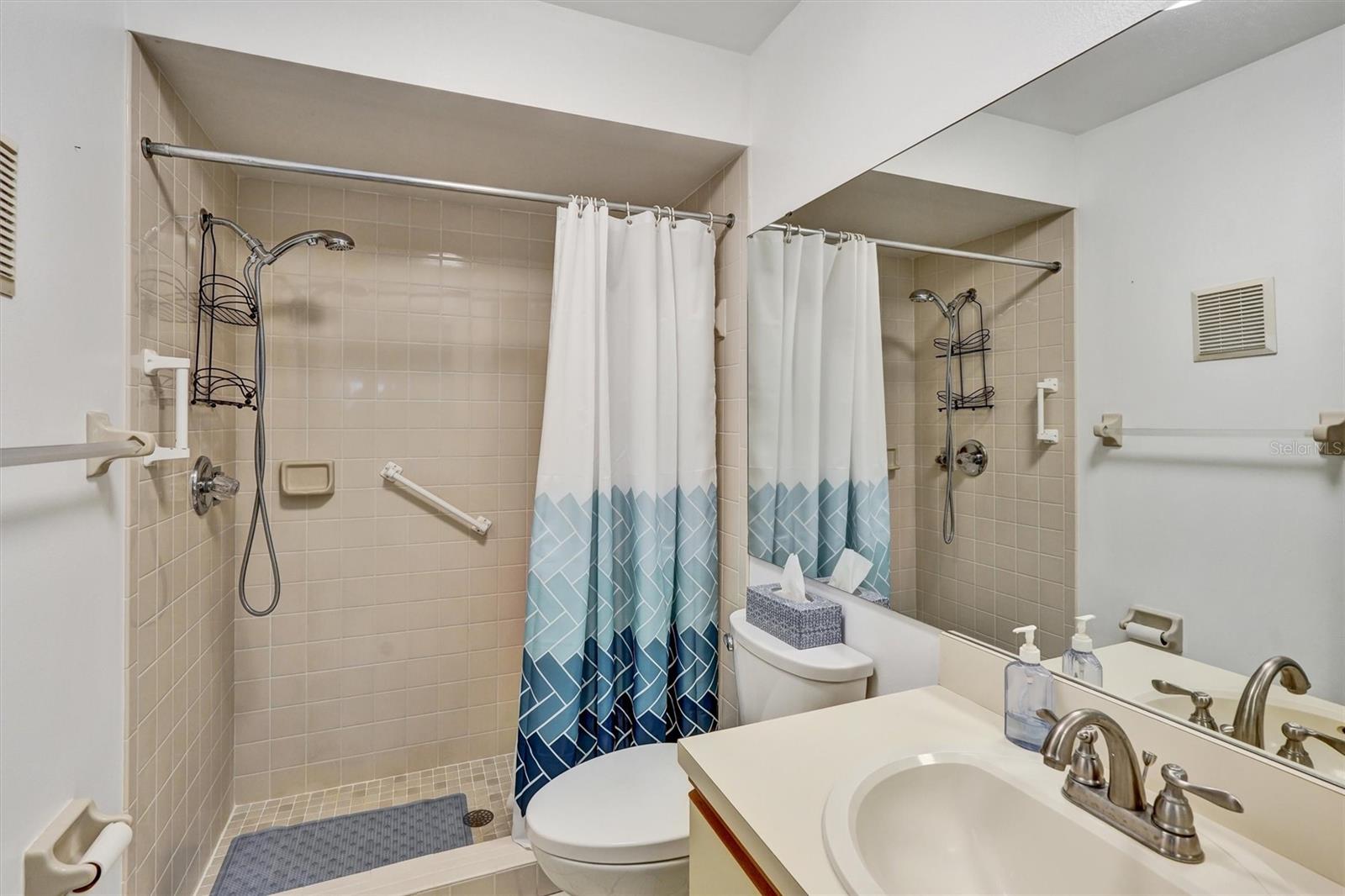 COUNTRY VILLAGE SEC 11 - Residential