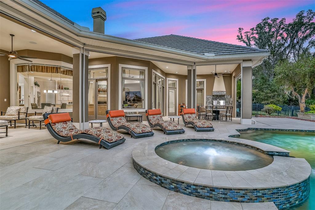 ALAQUA LAKES - Residential