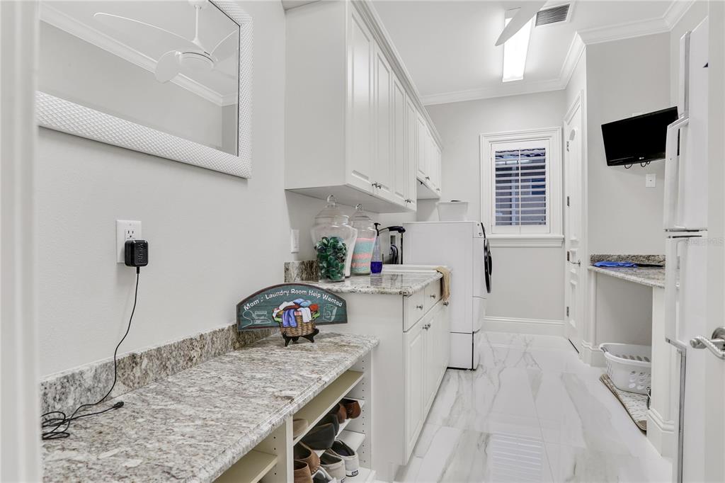 ALAQUA LAKES - Residential