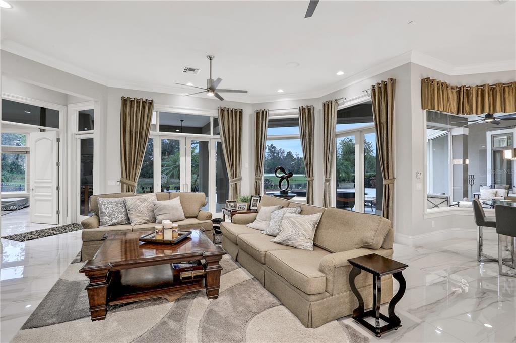 ALAQUA LAKES - Residential