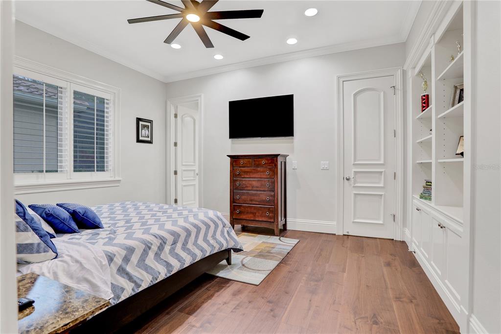 ALAQUA LAKES - Residential