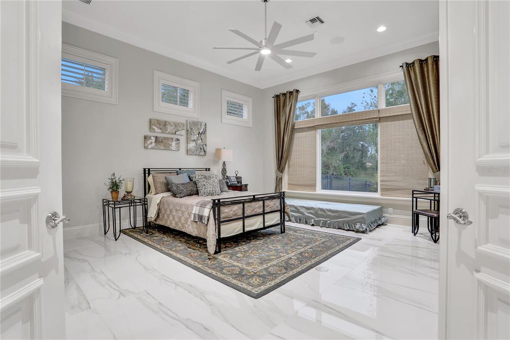 ALAQUA LAKES - Residential