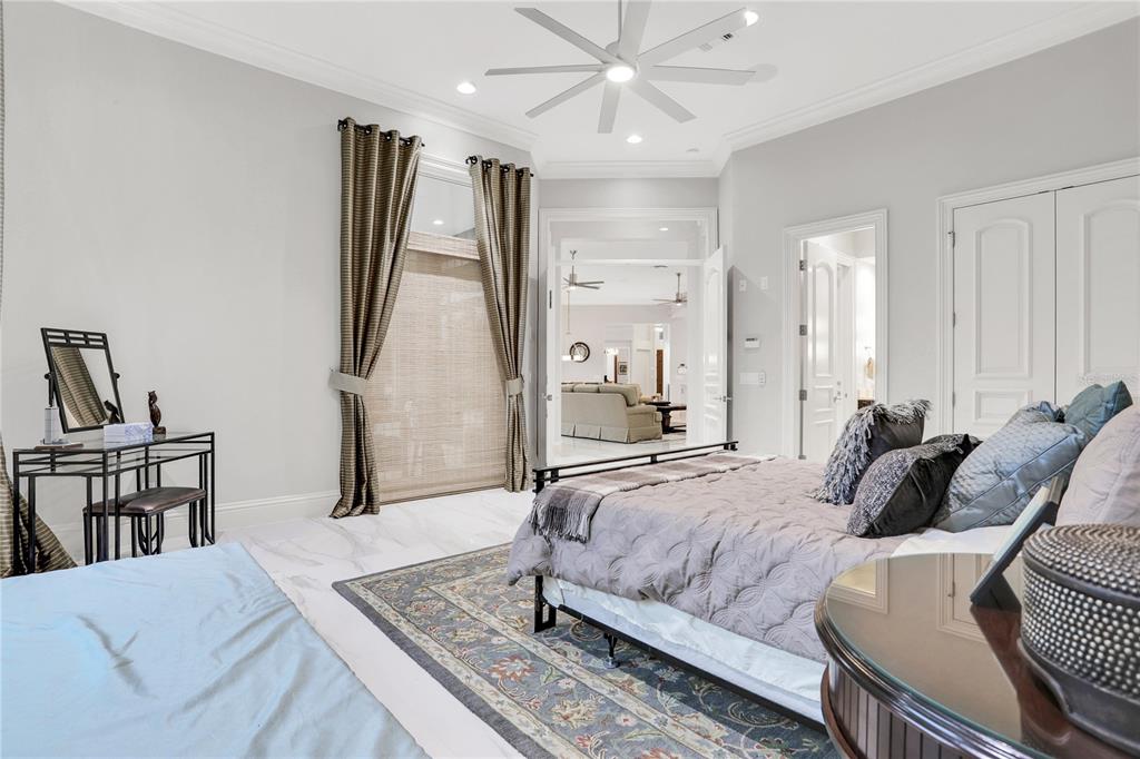 ALAQUA LAKES - Residential