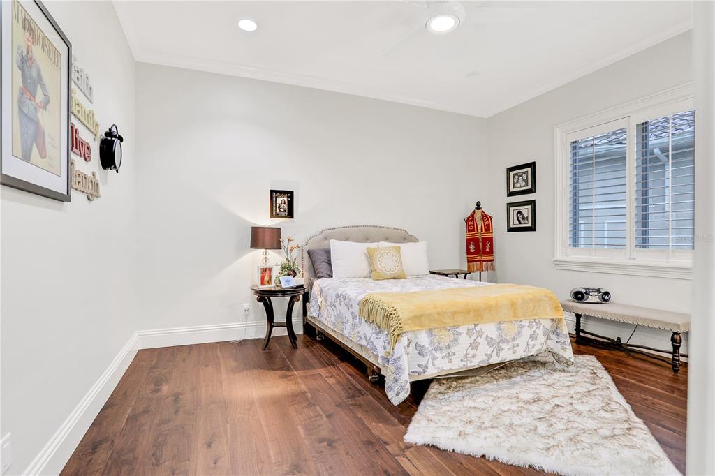 ALAQUA LAKES - Residential