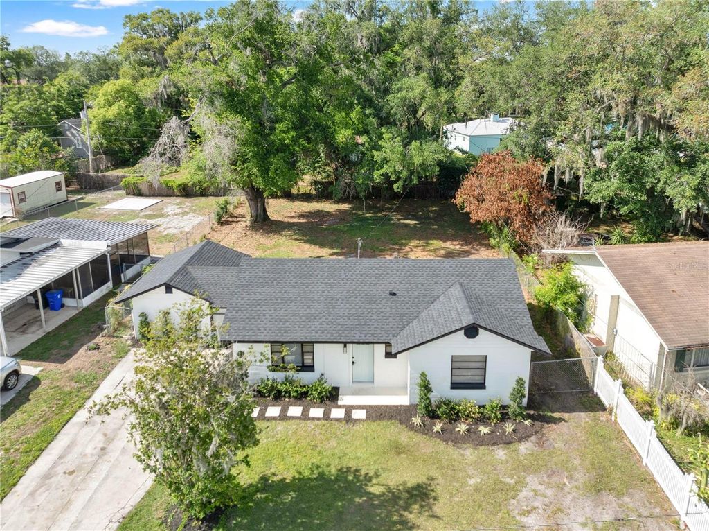 Photo of 1506 E Elm Road, Lakeland, FL 33801 (MLS # L4961149)
