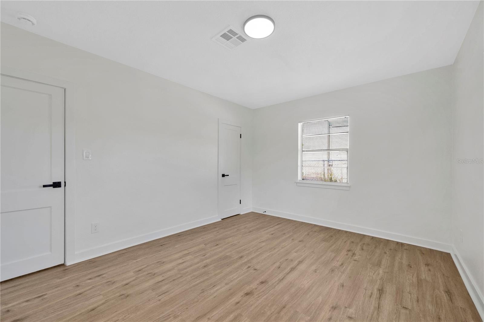 SHORE ACRES - Residential