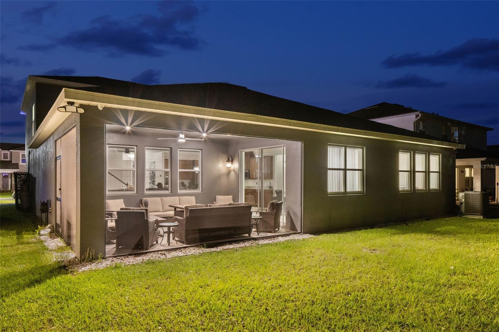 ADDISON LNDG - Residential