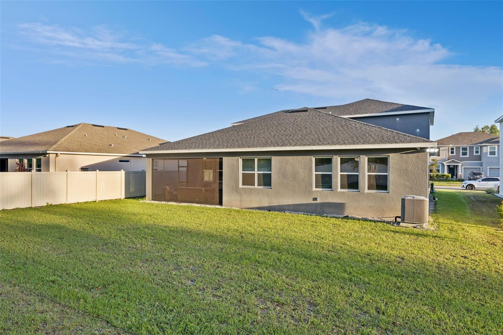 ADDISON LNDG - Residential