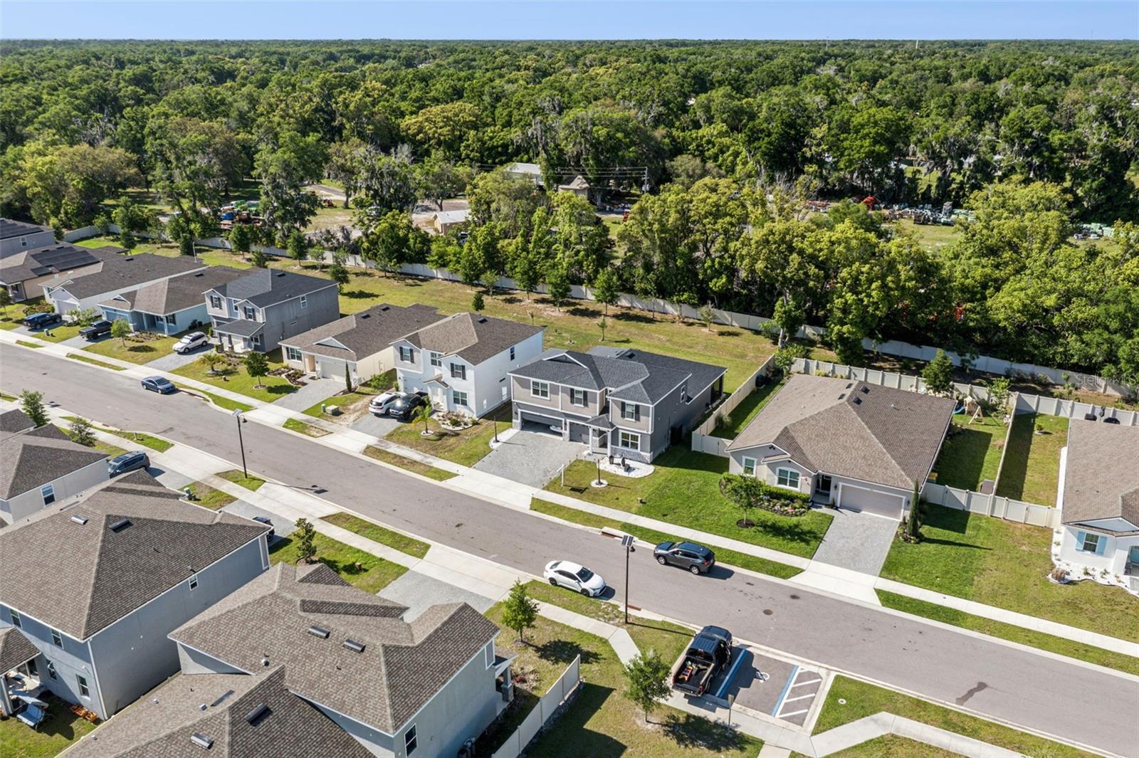 ADDISON LNDG - Residential