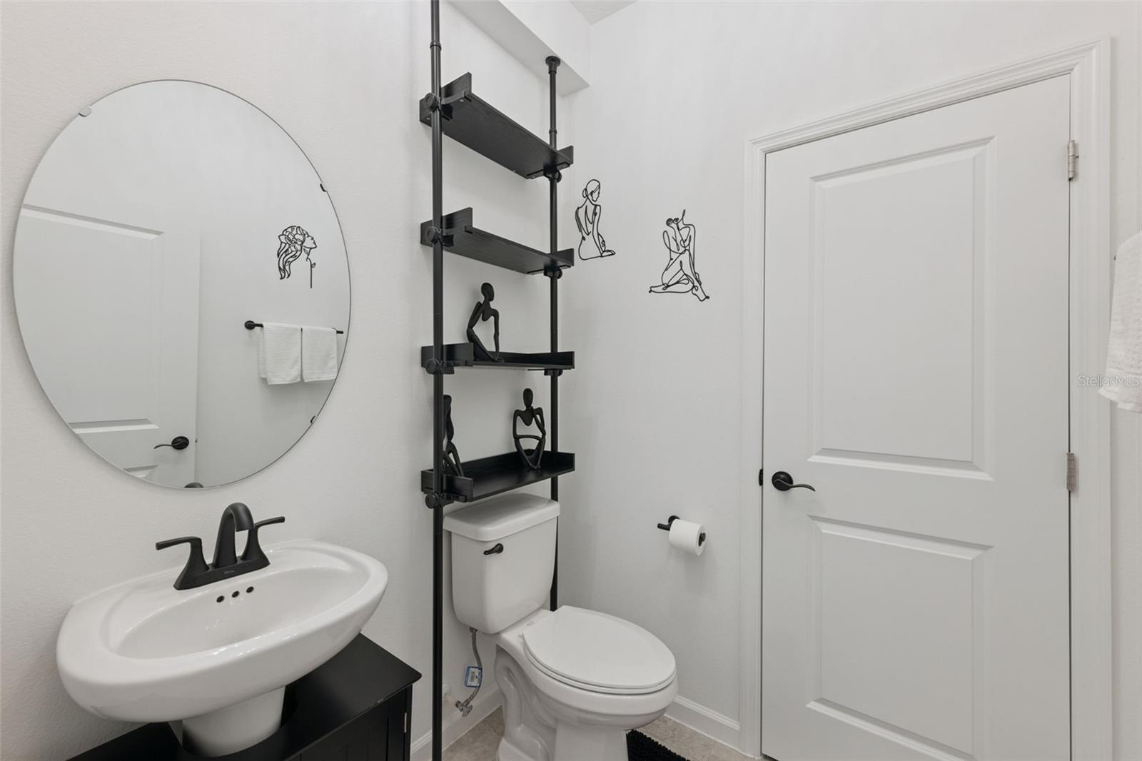 ADDISON LNDG - Residential