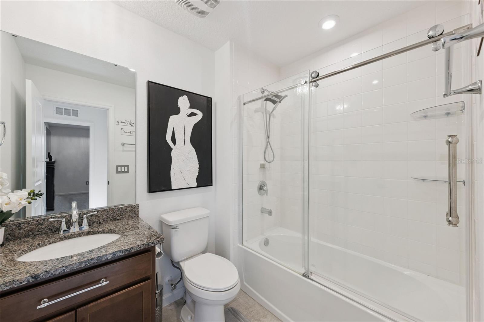 ADDISON LNDG - Residential