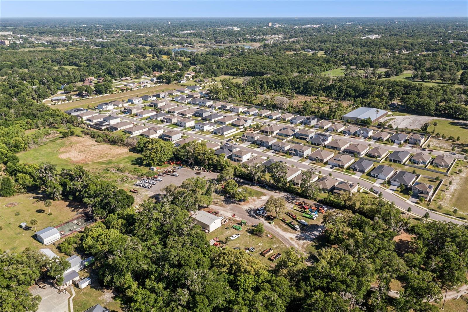 ADDISON LNDG - Residential