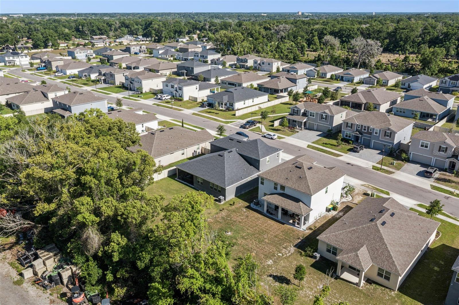 ADDISON LNDG - Residential