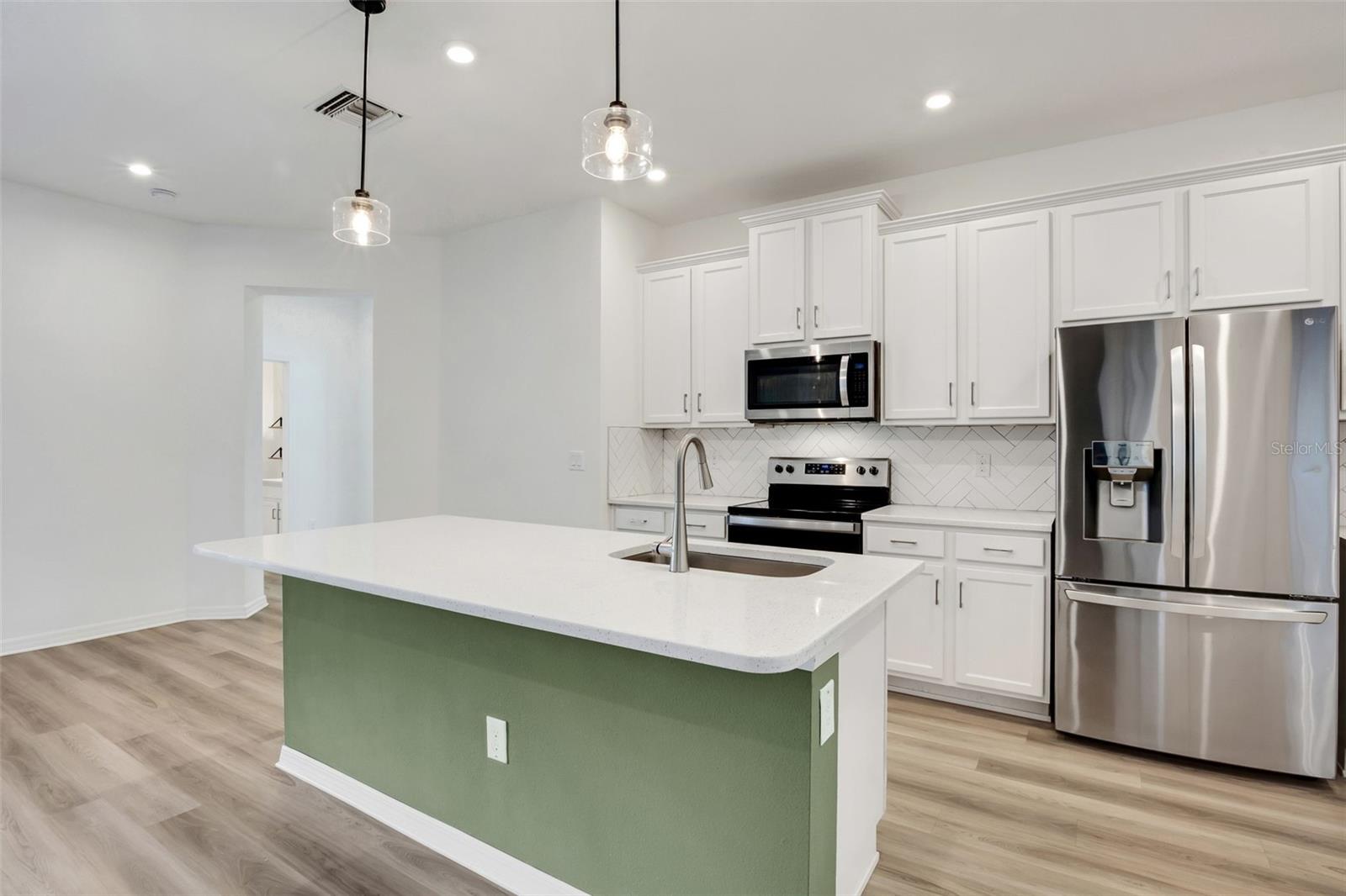 TREVESTA PH II-A - Residential Lease