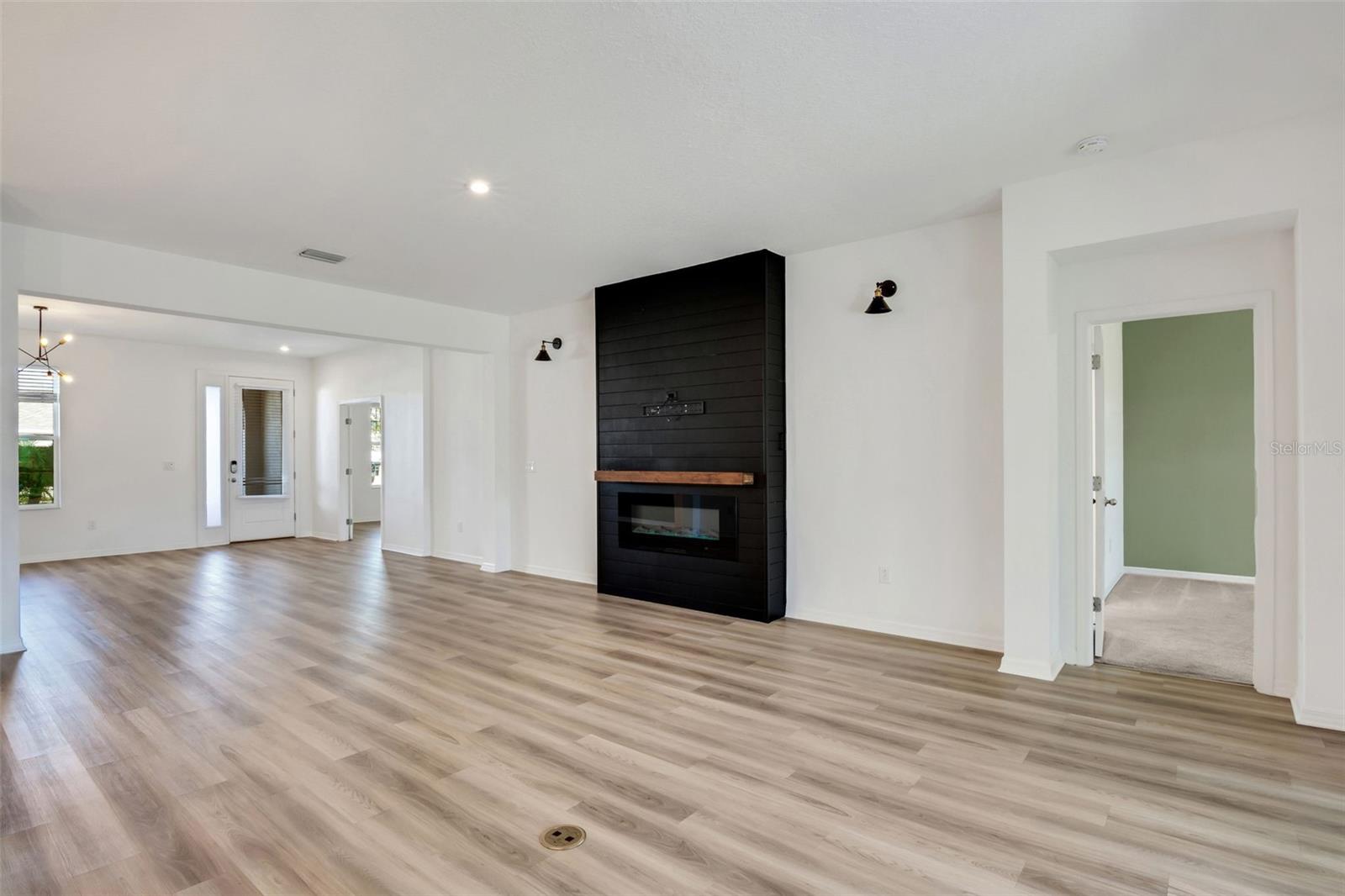 TREVESTA PH II-A - Residential Lease