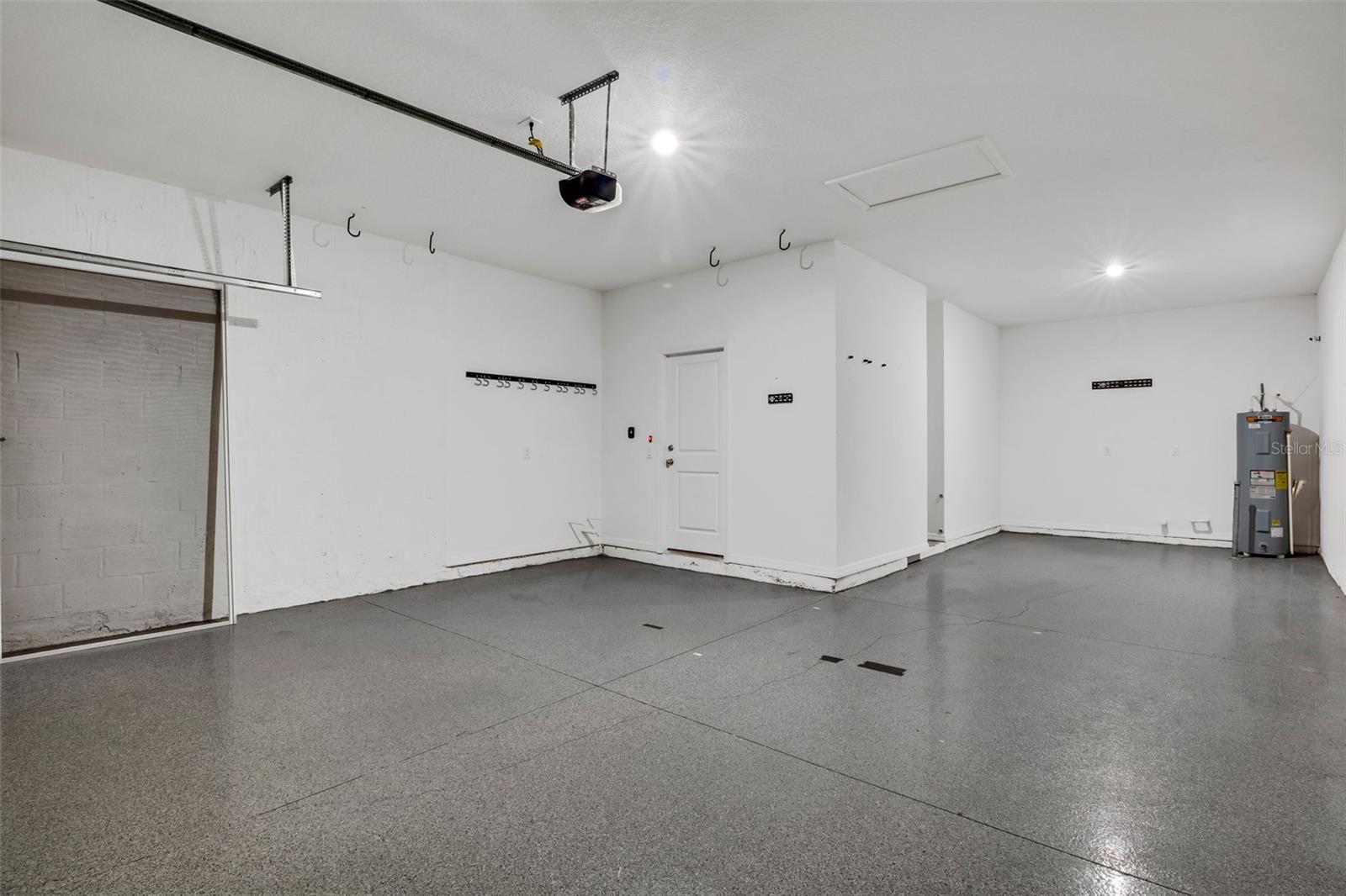 TREVESTA PH II-A - Residential Lease