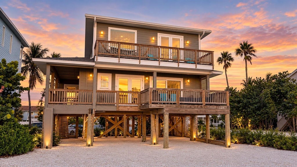 Photo of 8300 W Gulf Boulevard, Treasure Island, FL 33706 (MLS # TB8561388)