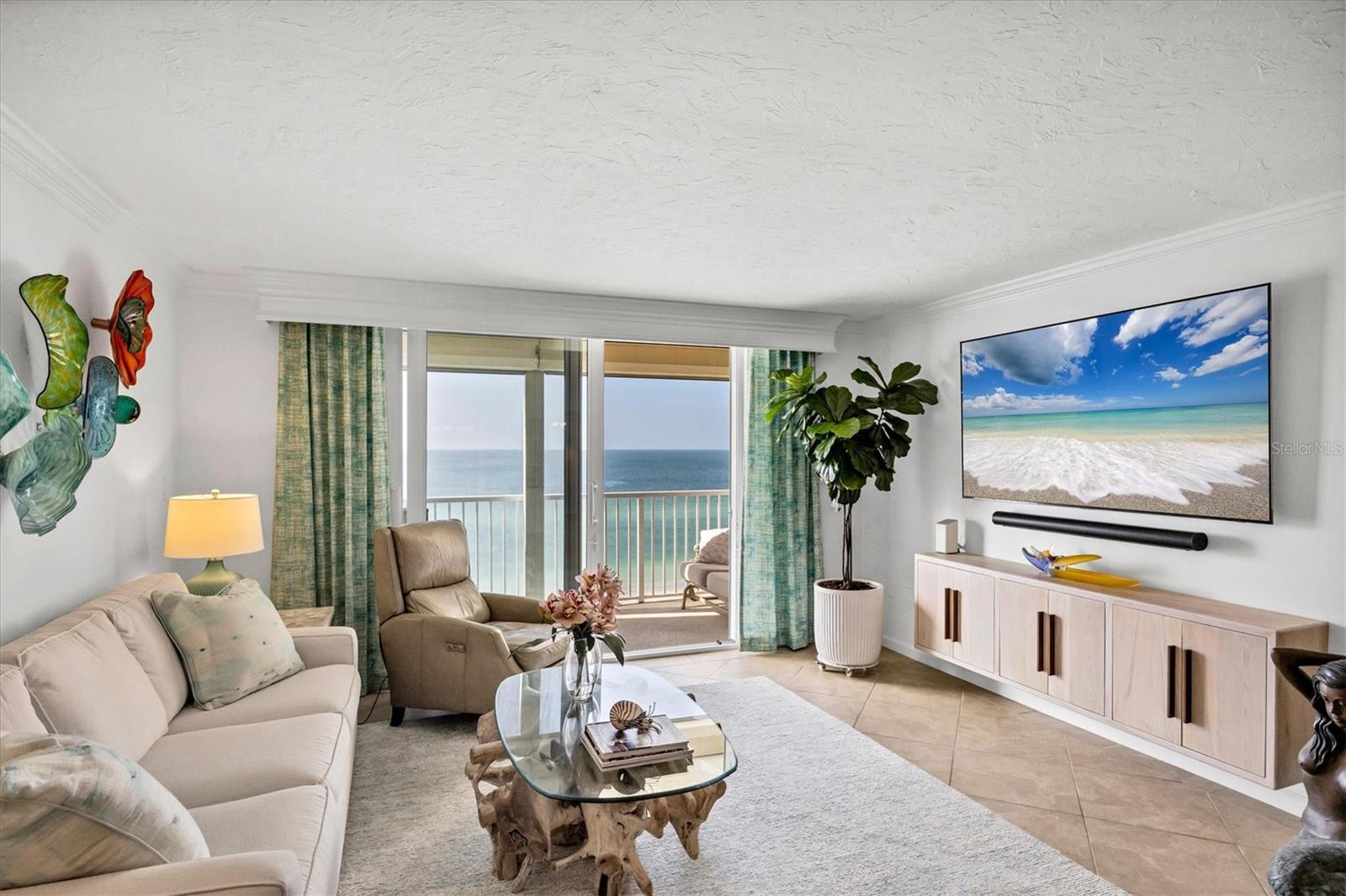 ARBOMAR APTS - Residential