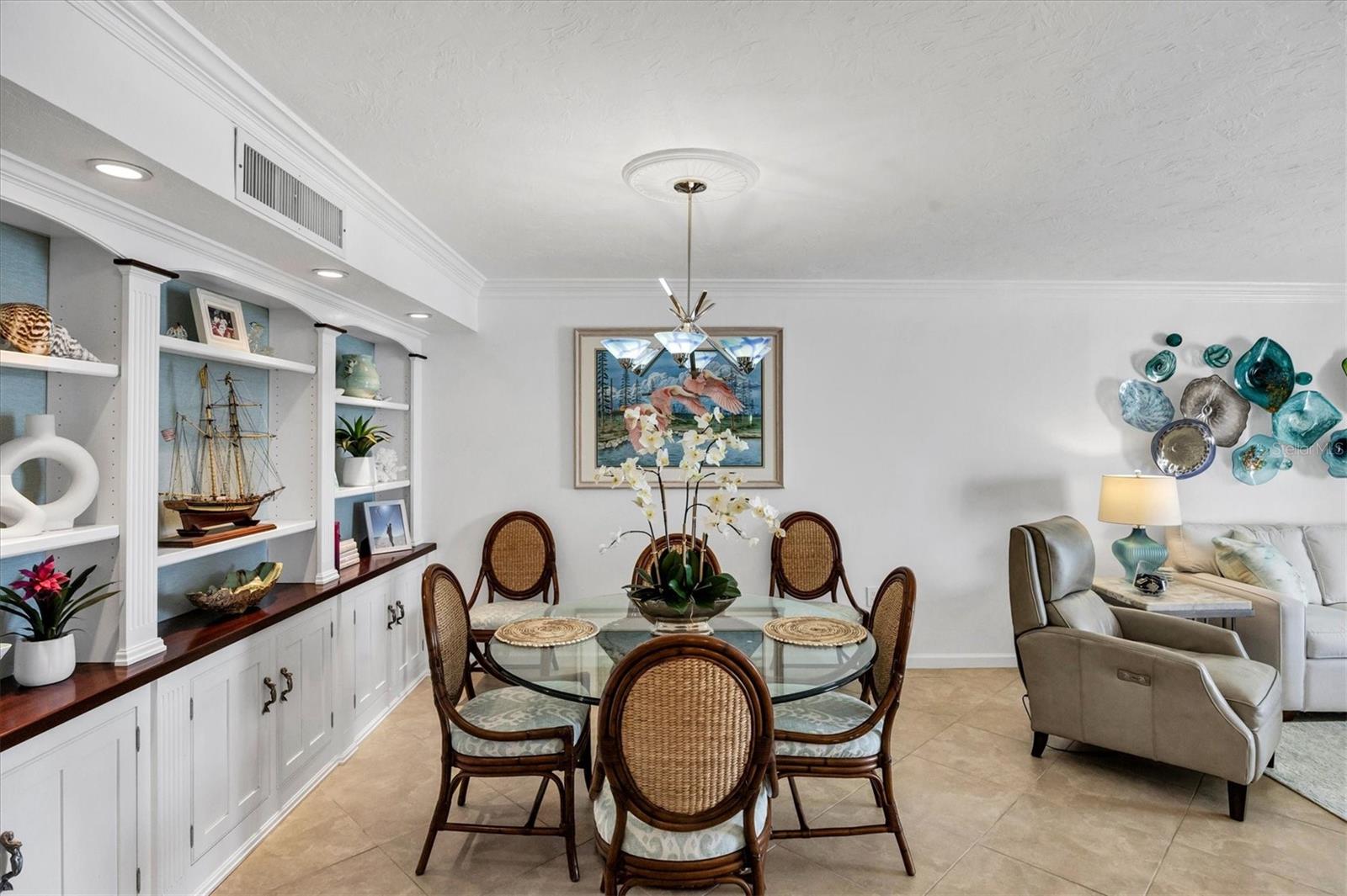 ARBOMAR APTS - Residential