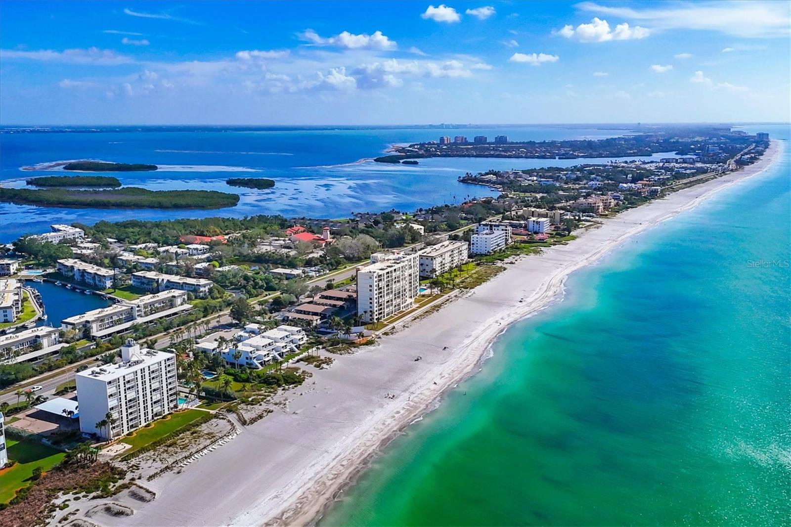 ARBOMAR APTS - Residential