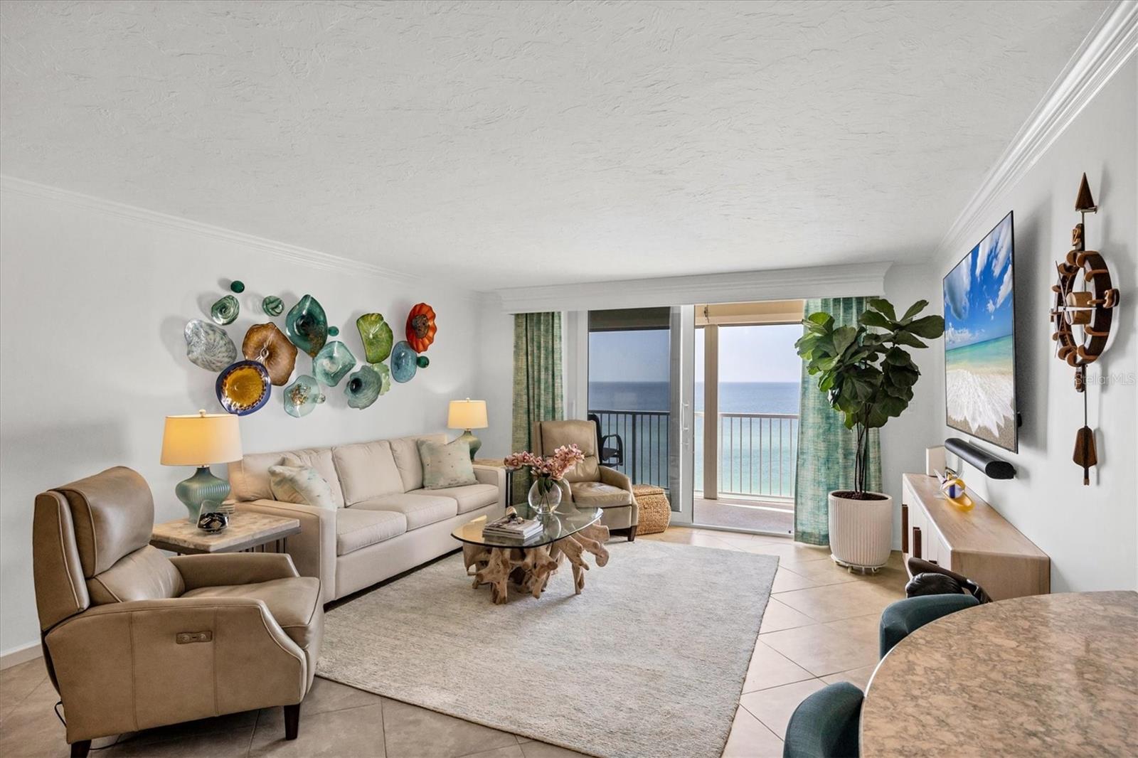 ARBOMAR APTS - Residential