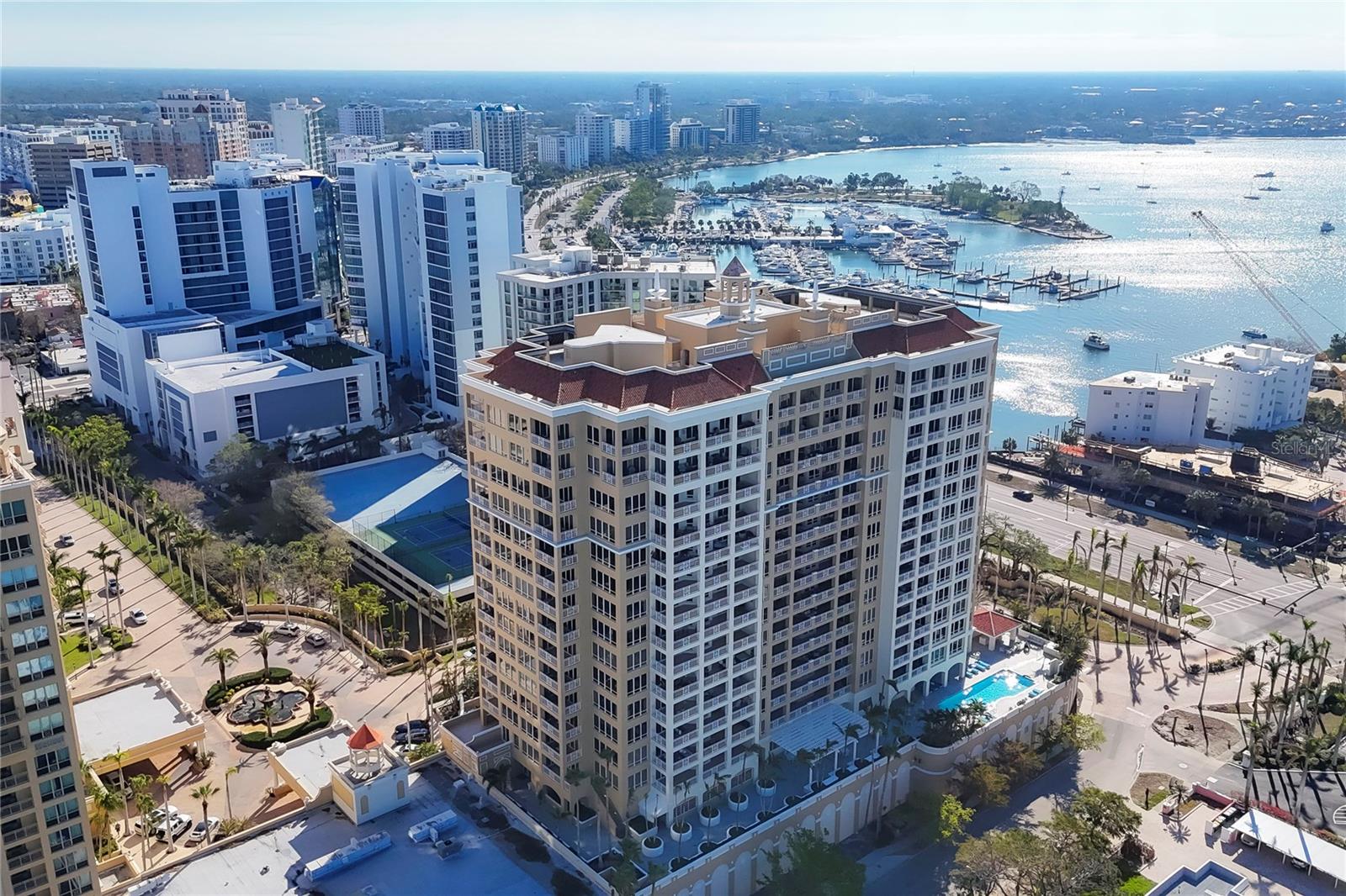 THE TOWER RESIDENCES - Residential