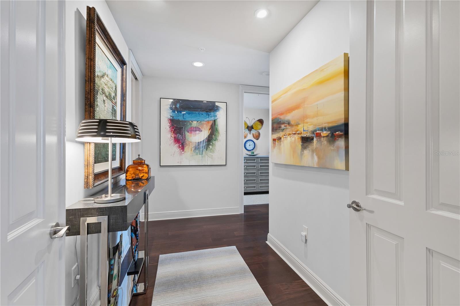 THE TOWER RESIDENCES - Residential