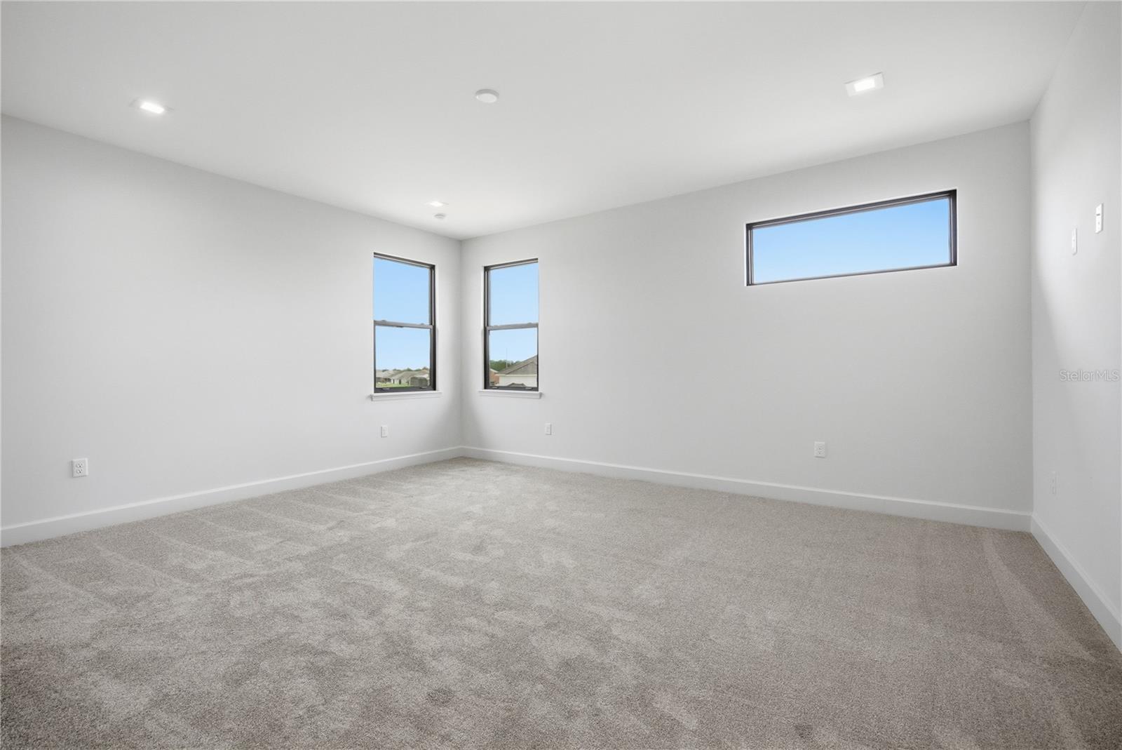 HAMPTON LNDG/PROVIDENCE - Residential